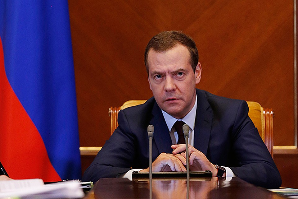 Медведев поручил правительству при необходимости оказать РАН юридическую помощь при подготовке нового устава. Фото: Дмитрий Астахов/ТАСС