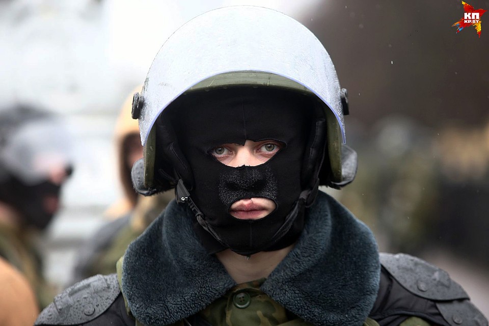 В День Воли в Минске ОМОН перекрыл центр города.