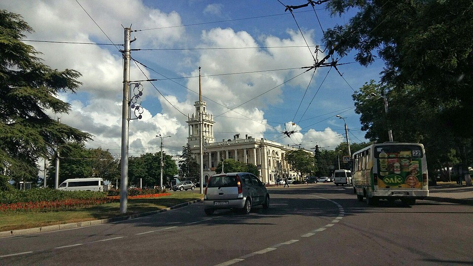 Водителей просят воздержаться от поездок.