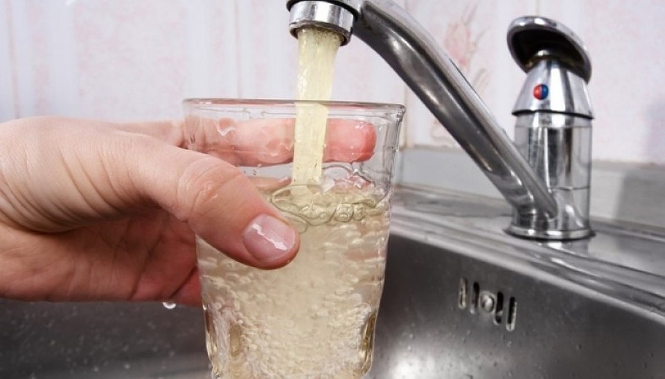 Увеличены цветность и мутность воды.