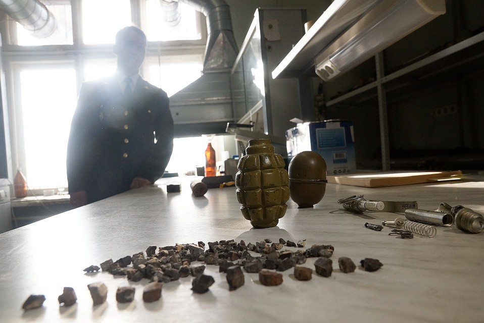 Недовольный обыском гражданин Саратова встретил полицейских гранатой