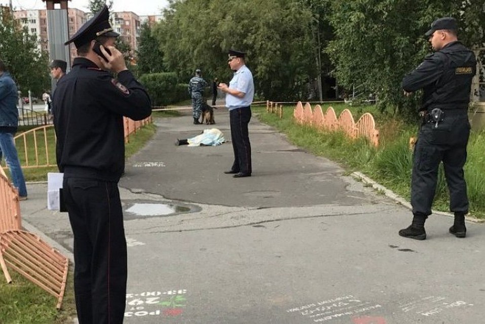 В Сургуте мужчина, вооруженный ножом, напал на людей. Фото: соцсети