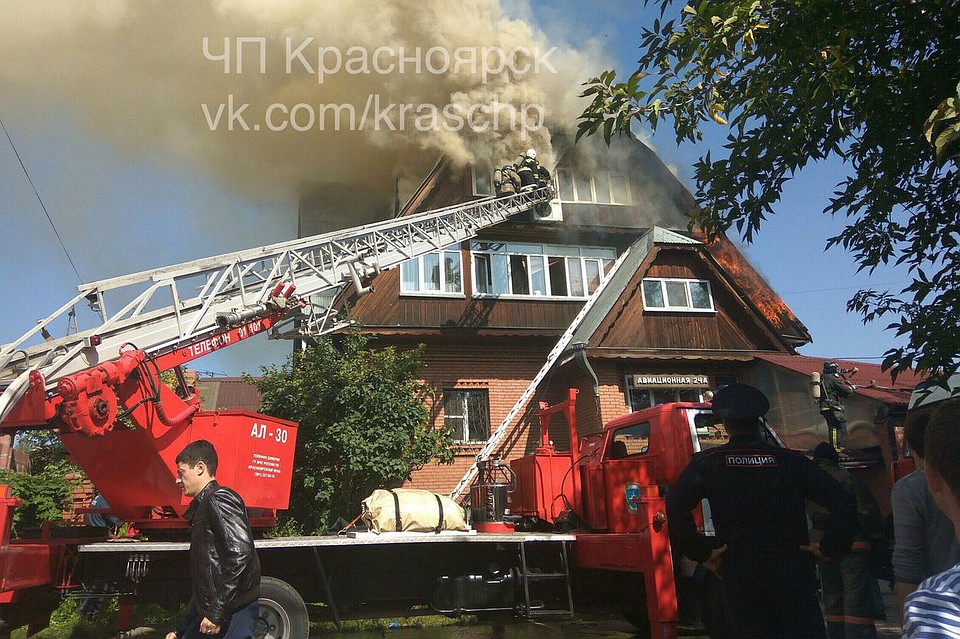 В результате сильного возгорания в доме престарелых в Красноярске умер один человек В результате сильного возгорания в доме престарелых в Красноярске умер один человек