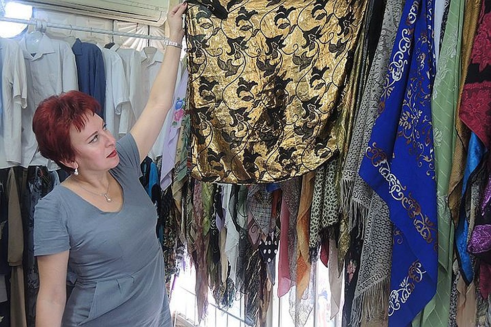 В Киргизии появились бесплатные исламские магазины для бедных, куда может зайти любой и взять что-нибудь для нужд семьи