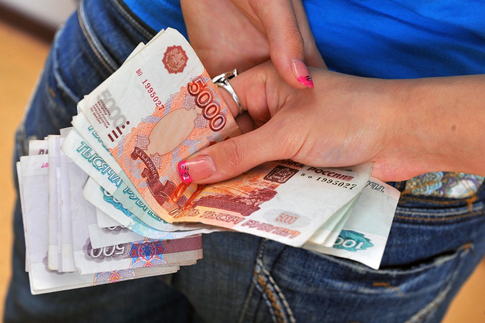 Кировчанин попал в колонию на 3,5 года за взятку сотруднику ГИБДД.