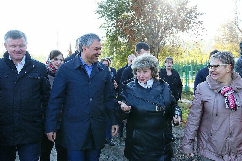 Визит Вячеслава Володина в поселок Елшанка.