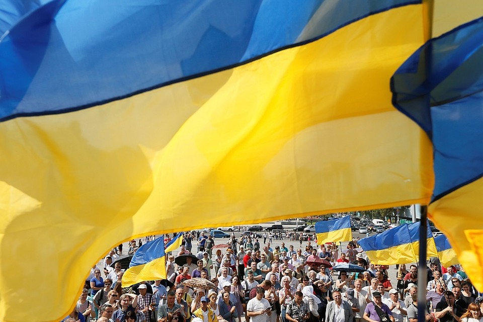 В Киеве обещали согласовать с нацменьшинствами программы обучения на украинском