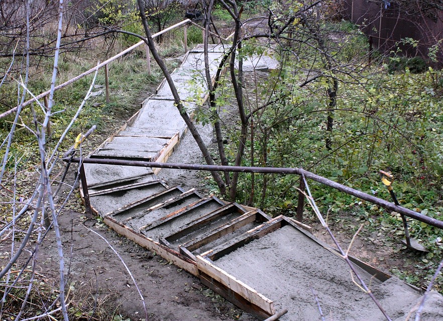 Лестница почти готова.