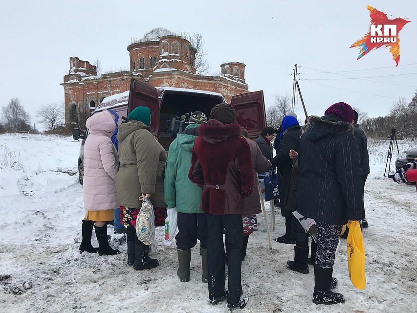 На зимовку в селе остались около двух десятков человек.
