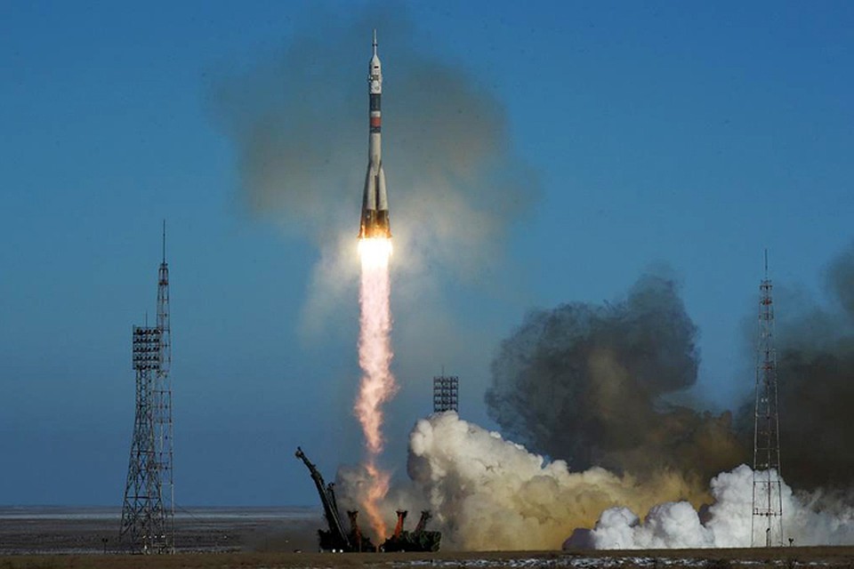 Ракета-носитель «Союз-ФГ» с пилотируемым кораблем «Союз МС-07», на котором находятся космонавт Антон Шкаплеров, американский астронавт Скотт Тингл и японский астронавт Норисигэ Канаи, стартовала с Байконура. Фото предоставлены Оргкомитетом чемпионата WorldSkills Kazan 2019