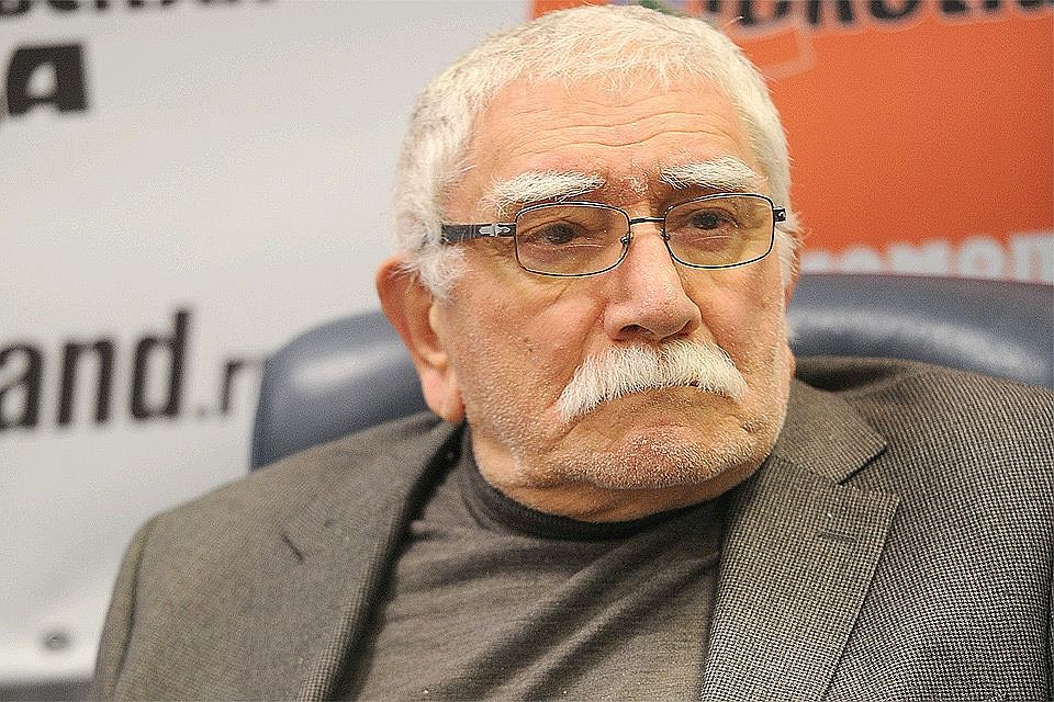 Армен Джигарханян