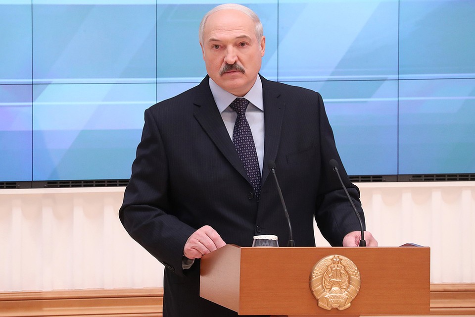 Александр Лукашенко прокомментировал дискуссии вокруг совпадения избирательных кампаний 2020 года. Фото: БелТА
