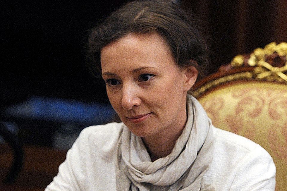 Уполномоченный по правам ребенка при президенте России Анна Кузнецова. ФОТО Михаил Климентьев/пресс-служба президента РФ/ТАСС