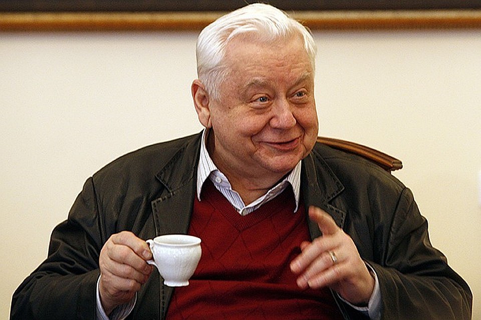 Табаков слыл удивительным дипломатом. Но когда его спрашивали, какое качество ценит в себе больше всего — говорил: умение не меняться. Фото ТАСС/ Валерий Матыцин