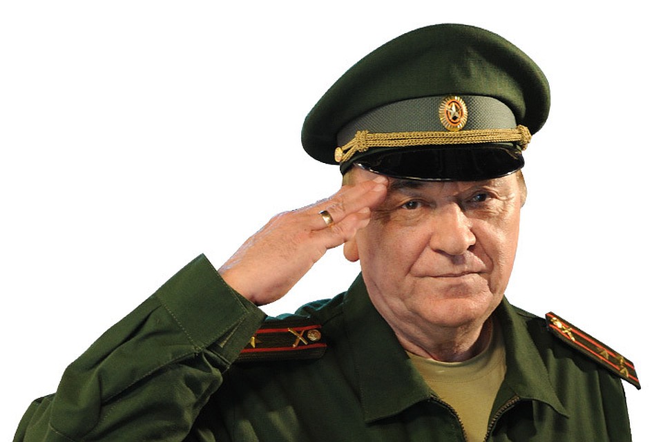 Военный обозреватель "Комсомольской правды", полковник Виктор Баранец.