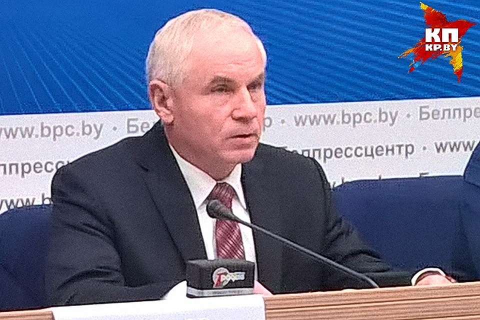 При получении взятки КГБ был задержан директор Департамента по авиации Минтранспорта