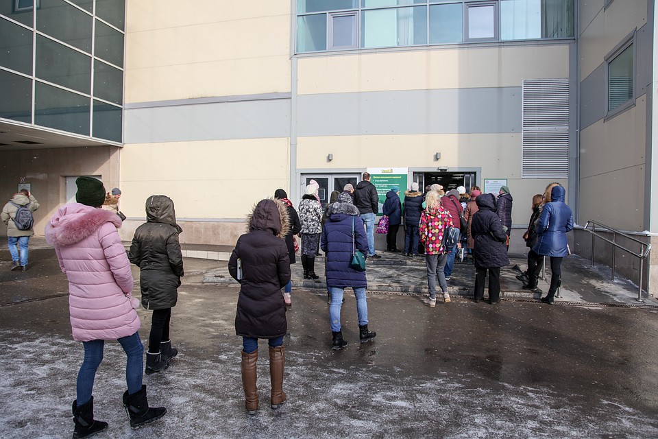 Посетители и персонал покинули ТРК в считанные минуты