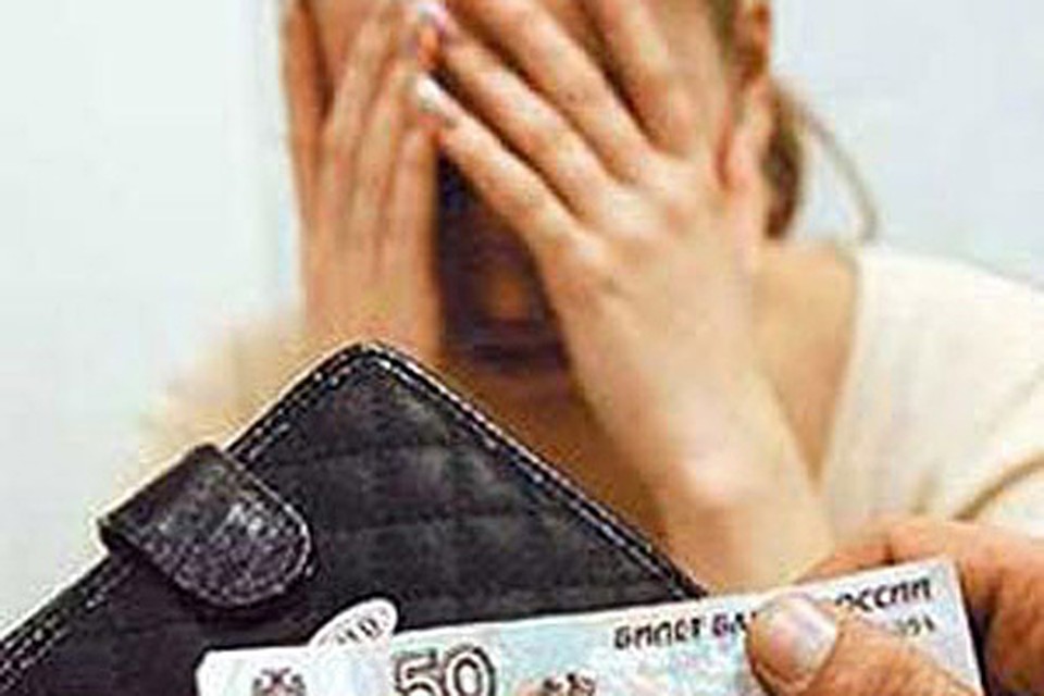 Сотрудница орловской мебельной фирмы подозревается в мошенничестве
