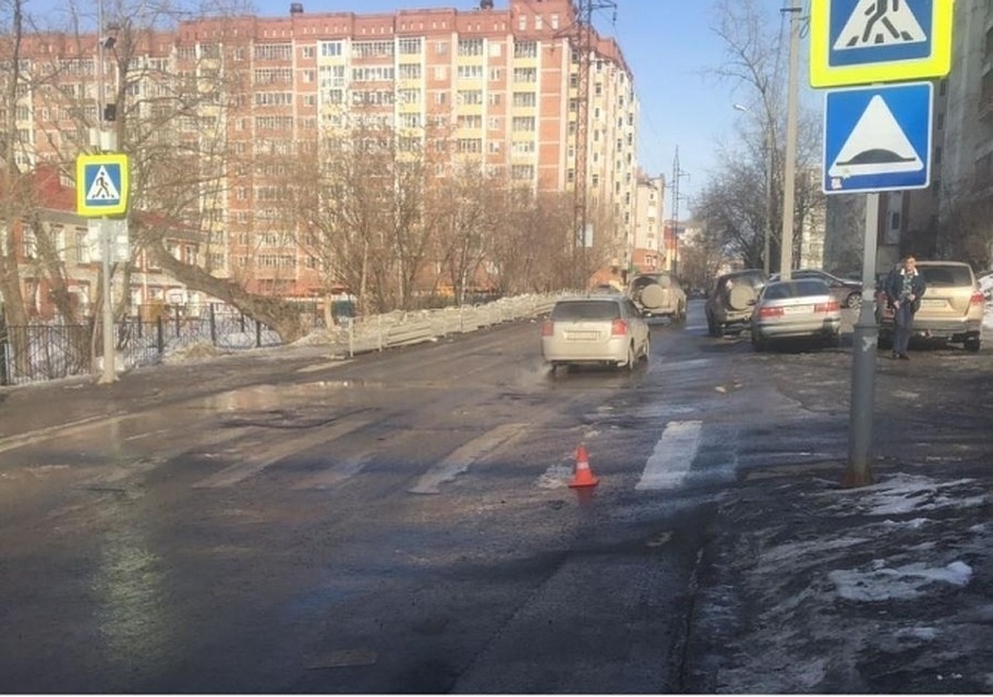 В Томске под колеса автомобилей попали два пешехода. Фото: пресс-служба УМВД по Томской области