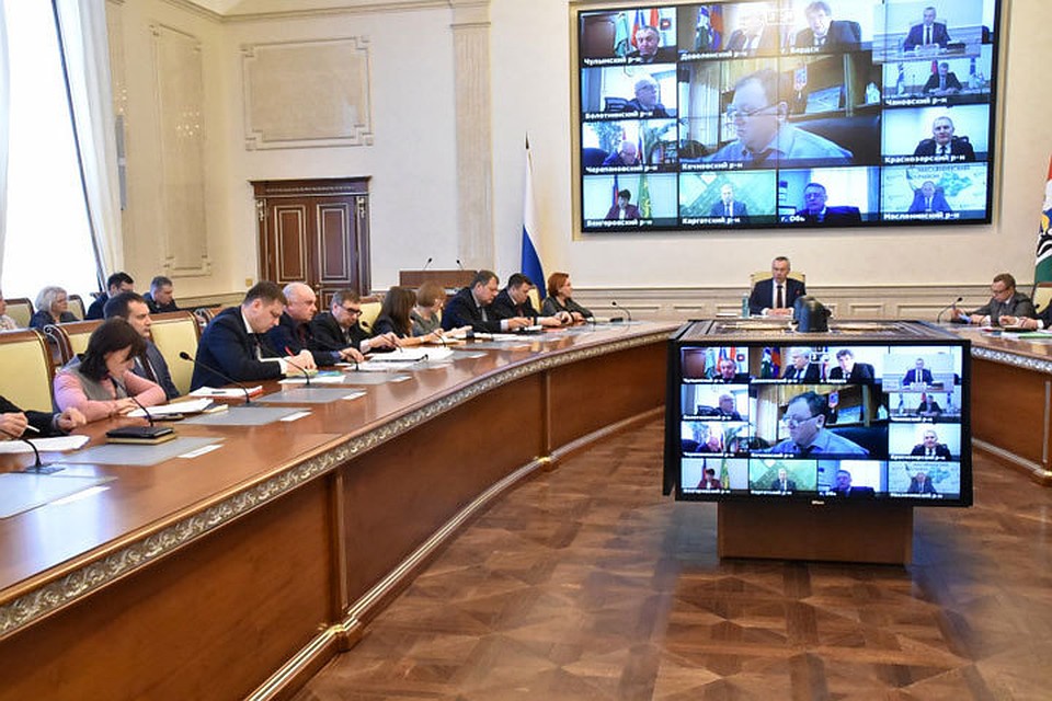 Врио губернатора Новосибирской области Андрей Травников назвал примеры скупки земли под будущие государственные стройки. Фото пресс-службы правительства НСО