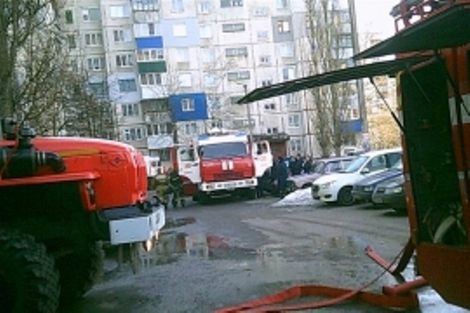 Из дома эвакуировали десять жильцов