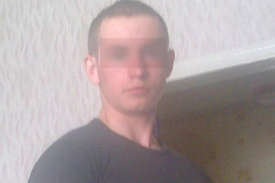 Сельский Ромео готов жениться, но его девушка против.