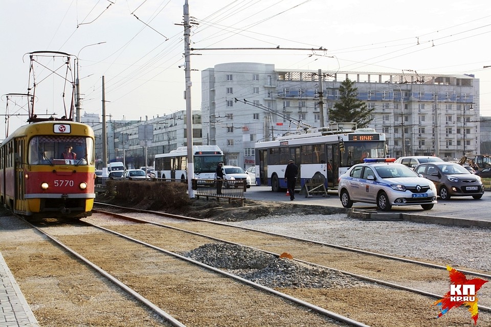 Зону у стадиона автомобилям и общественному транспорту придется преодолевать без остановок.