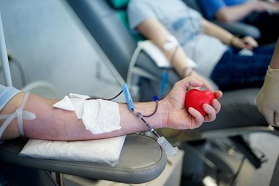 В эту пятницу, 20 апреля, в Национальный день донора жители Казани смогут продолжить начинание студентов и сдать кровь в городских отделениях переливания.