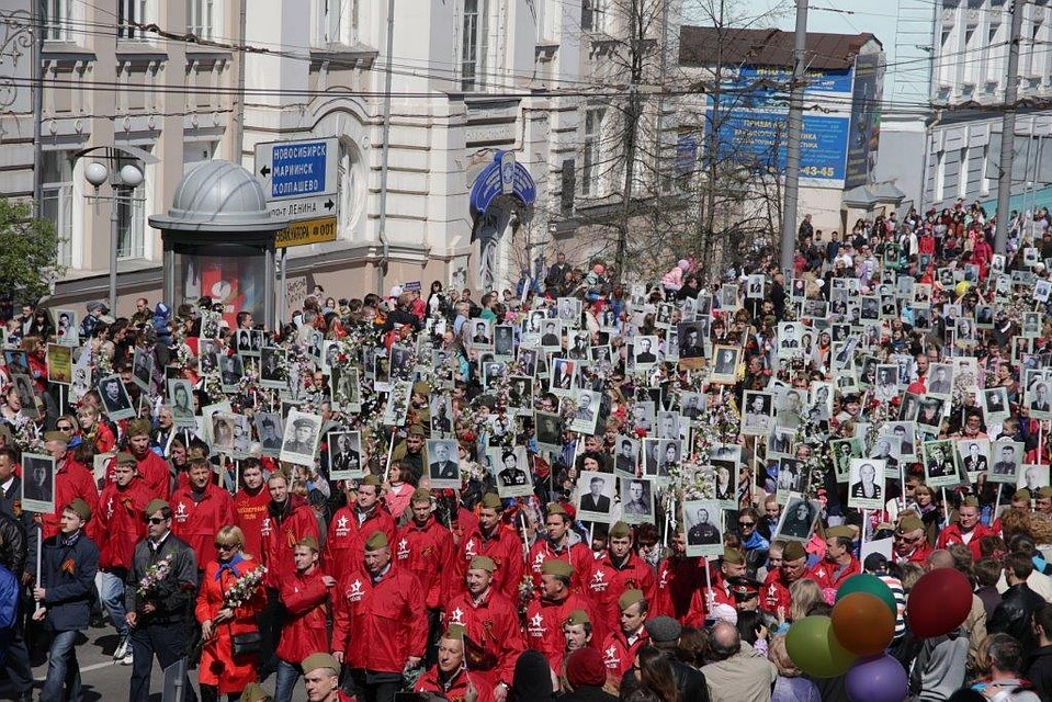 Колонна "Бессмертного полка" начнет движение около 11.00. Фото: newsbalt.ru