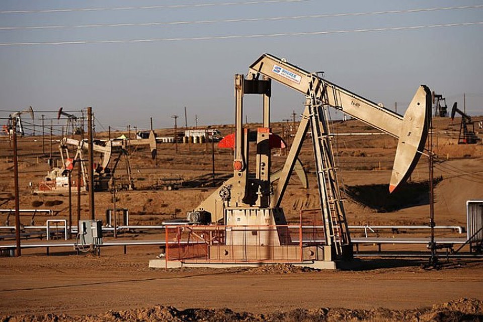 Нефть в ближайшие полтора года может снова подорожать до 100 долларов за баррель