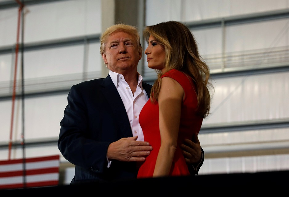 Президент США Дональд Трамп и первая леди США Меланья Трамп