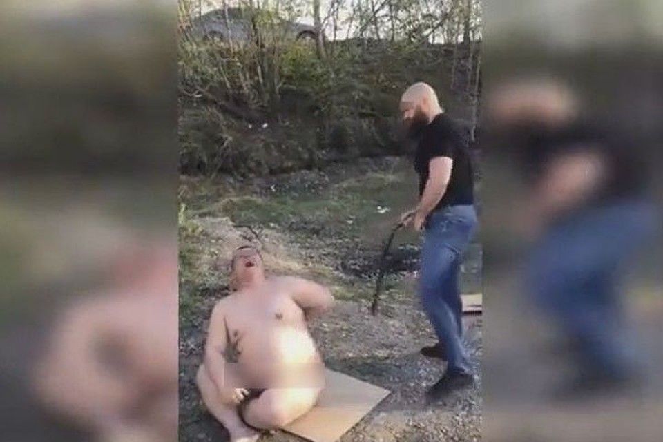 Иркутянин наказал попрошайку, который стоял вот с таким плакатом. ФОТО: с группы Инцидент Иркутск.