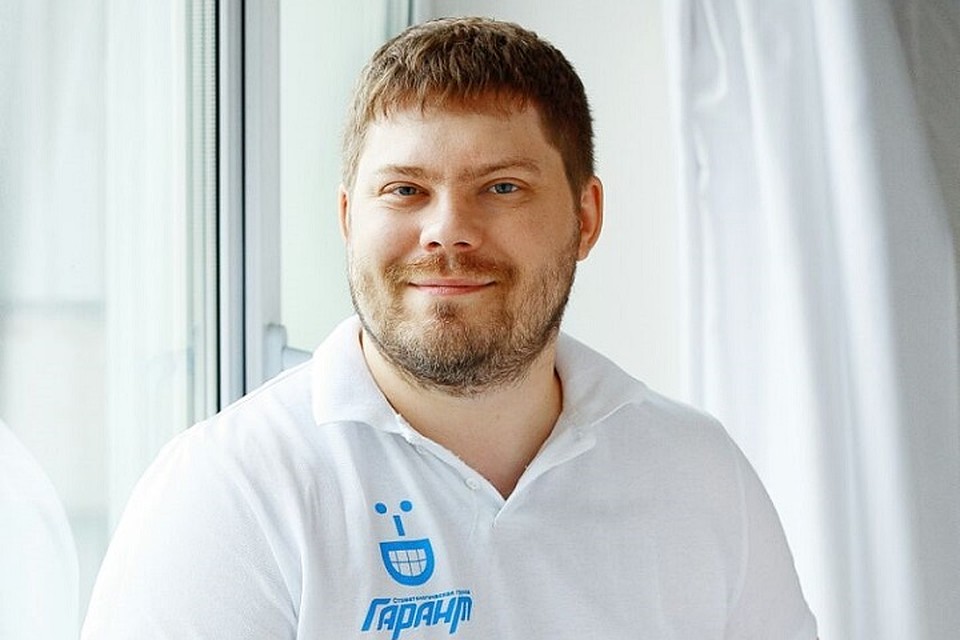Директор стоматологии «ГАРАНТ» Дмитрий Иванов