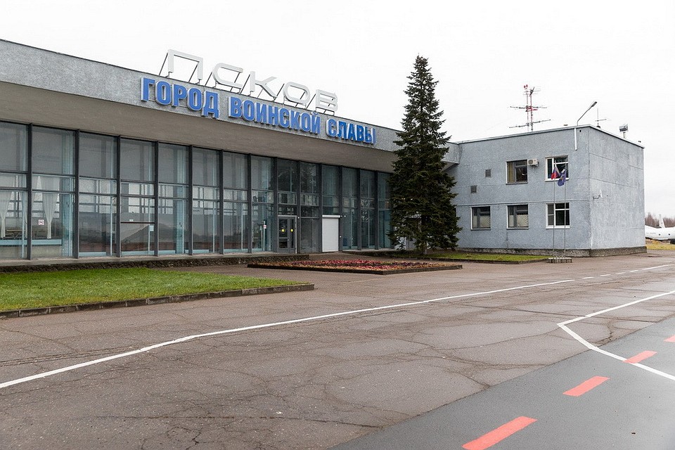 Власти Псковской области не оставляют надежду связать столице региона с Москвой регулярным авиарейсом.