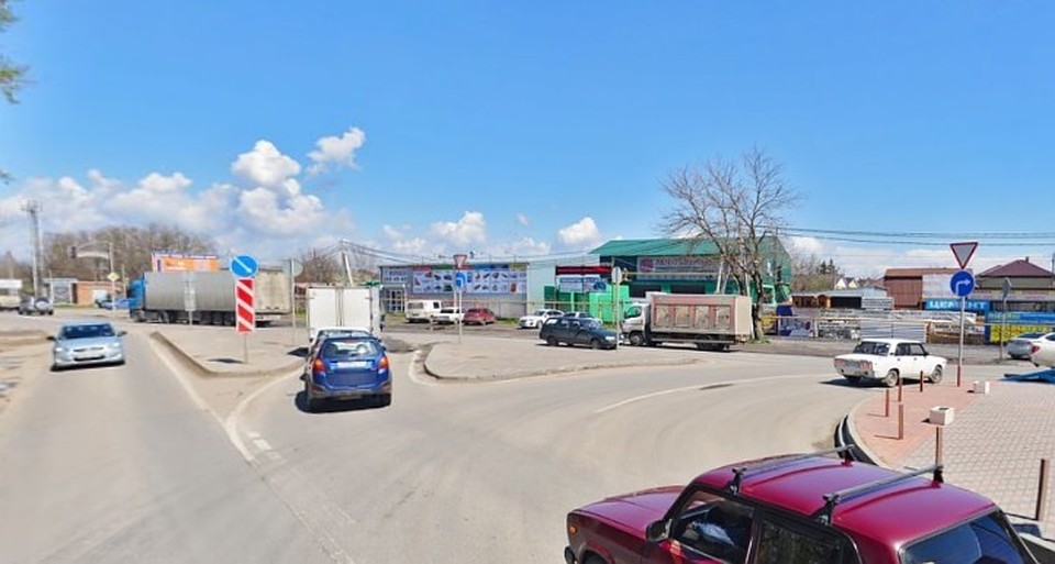 Перекресток Оганова и Особенной.