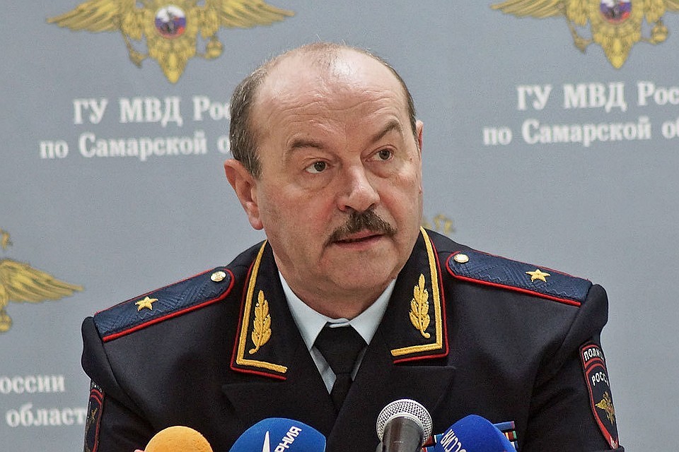 До недавнего времени он находился в звании генерал-майора
