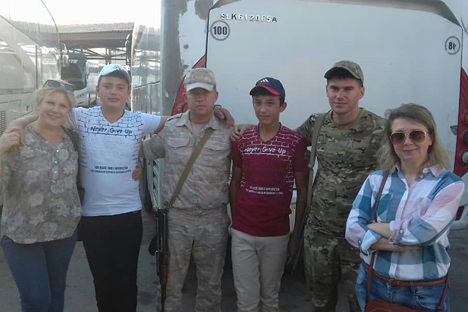 Заккария и Клим десять лет провели в Сирии, а теперь ищут свою витебскую маму - Ольгу Федорову.