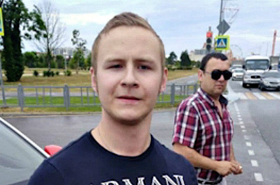 Кевин Майер направлялся на игру своей сборной, когда прямо перед ним произошла драма. Фото: newsbox24.