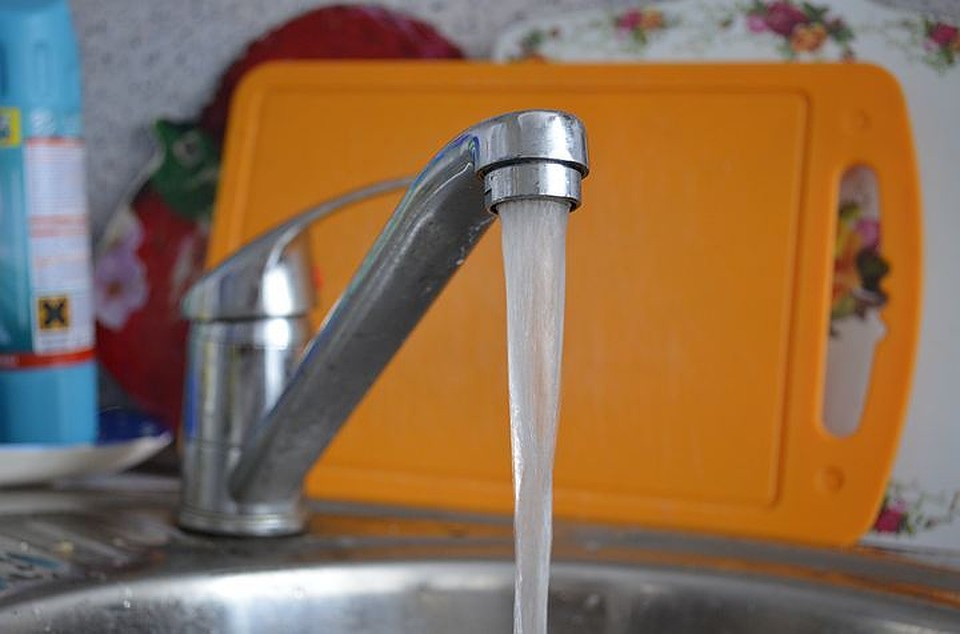 В Новочеркасске жители остались без воды из-за коммунальной аварии
