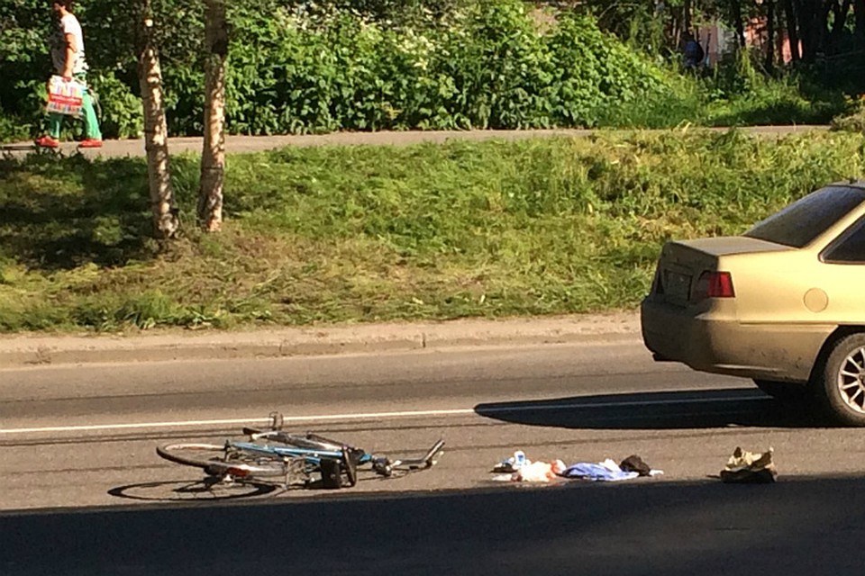 С травмами пострадавшего доставили в больницу. Фото: vk.com/murmansk_dtp