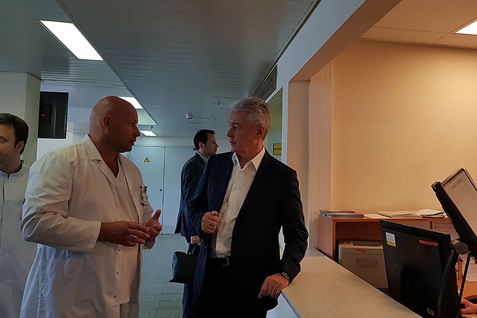 Мэр Москвы Сергей Собянин осмотрел приемное отделение НИИ им. Склифосовского