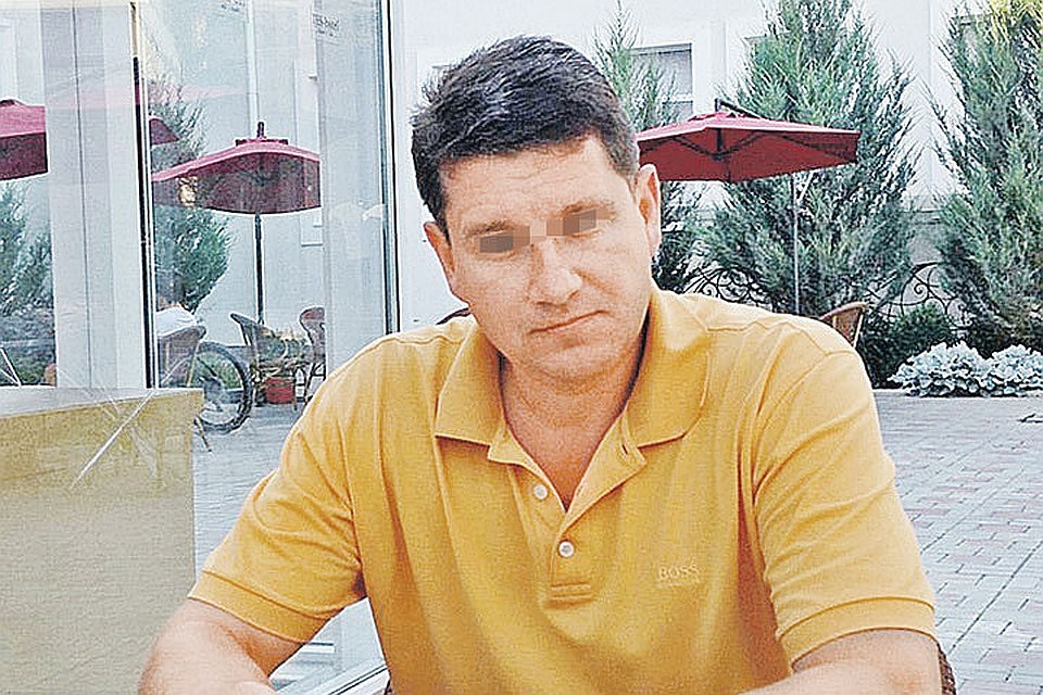 Сергей Колодезев (глаза закрыты по просьбе следствия) начинал в общественной организации как водитель, но со временем стал правой рукой председательницы-пенсионерки. Фото: Соцсети