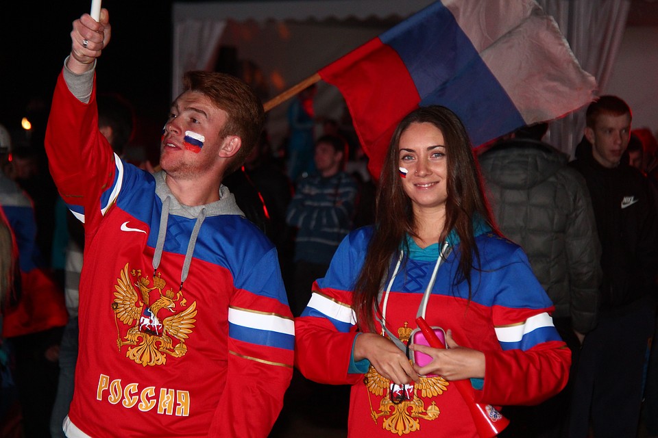 Афиша Нижнего Новгорода: матч Россия-Хорватия, кинокомикс про насекомых детектив «Пылающий»