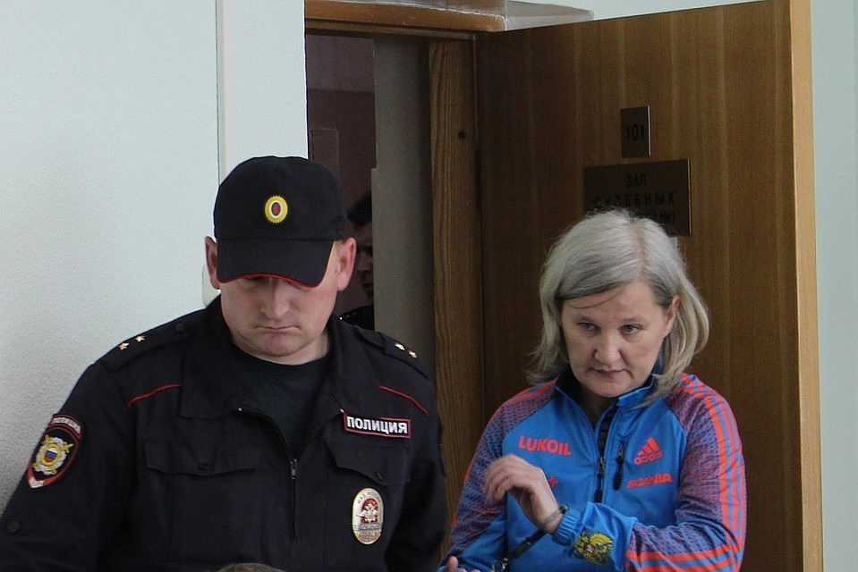 Организаторша банды проведет в изоляции от общества 6 лет.