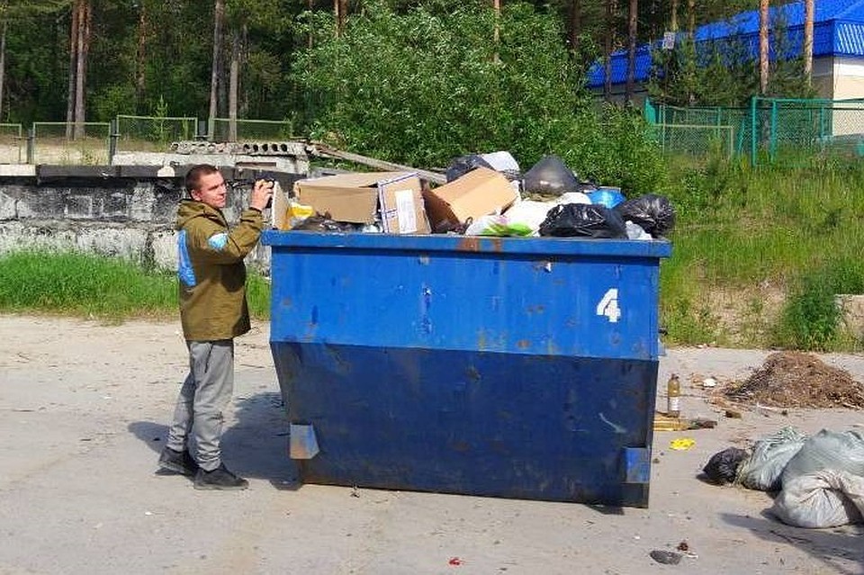 Ямальские волонтеры шпионят за мусоровозами admnoyabrsk.ru