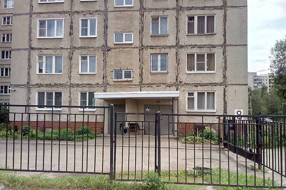 У мужчины арестовали двушку на Труфанова
