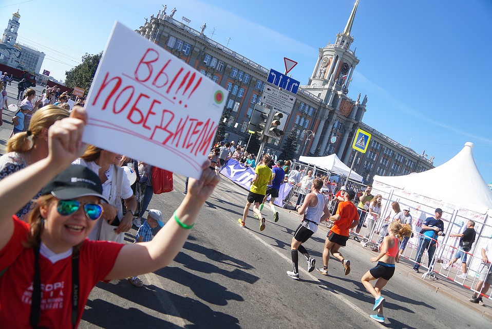 Автомобилистам придется искать пути объезда или становиться пешеходами