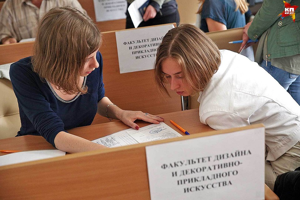 В этом году абитуриенты сдали ЦТ лучше, чем в прошлом.
