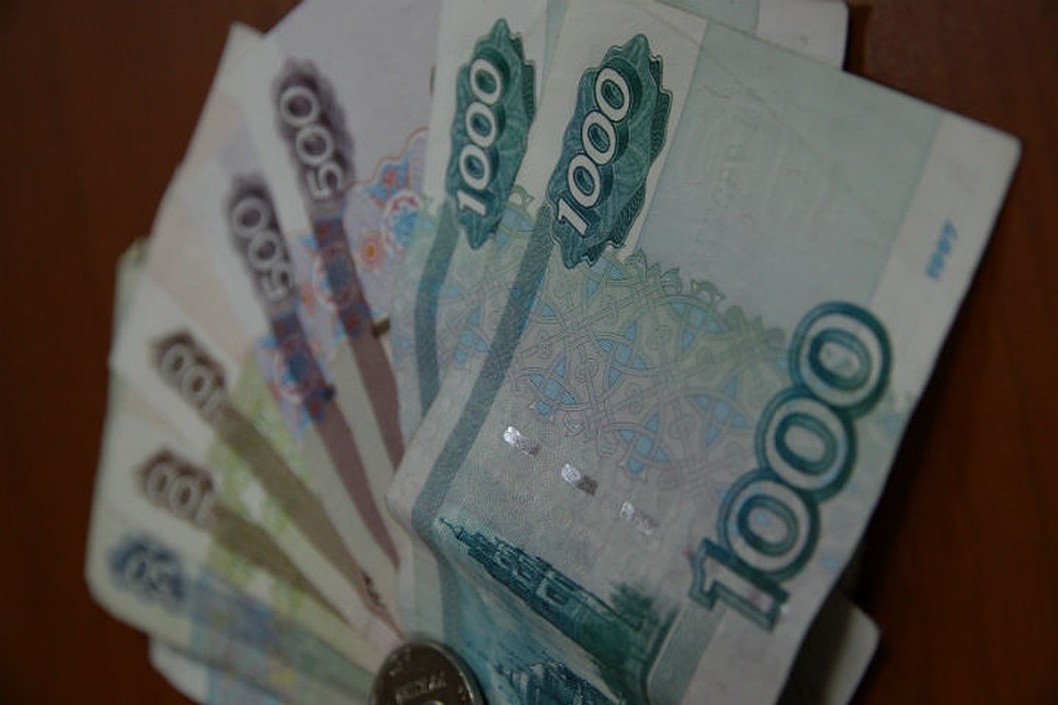 Семейный конфликт по поводу возврата крупной суммы денег в Тайшете решали через судебного пристава.