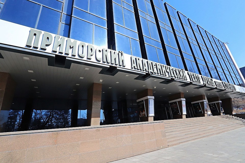 С момента постройки театр ни разу не ремонтировали
